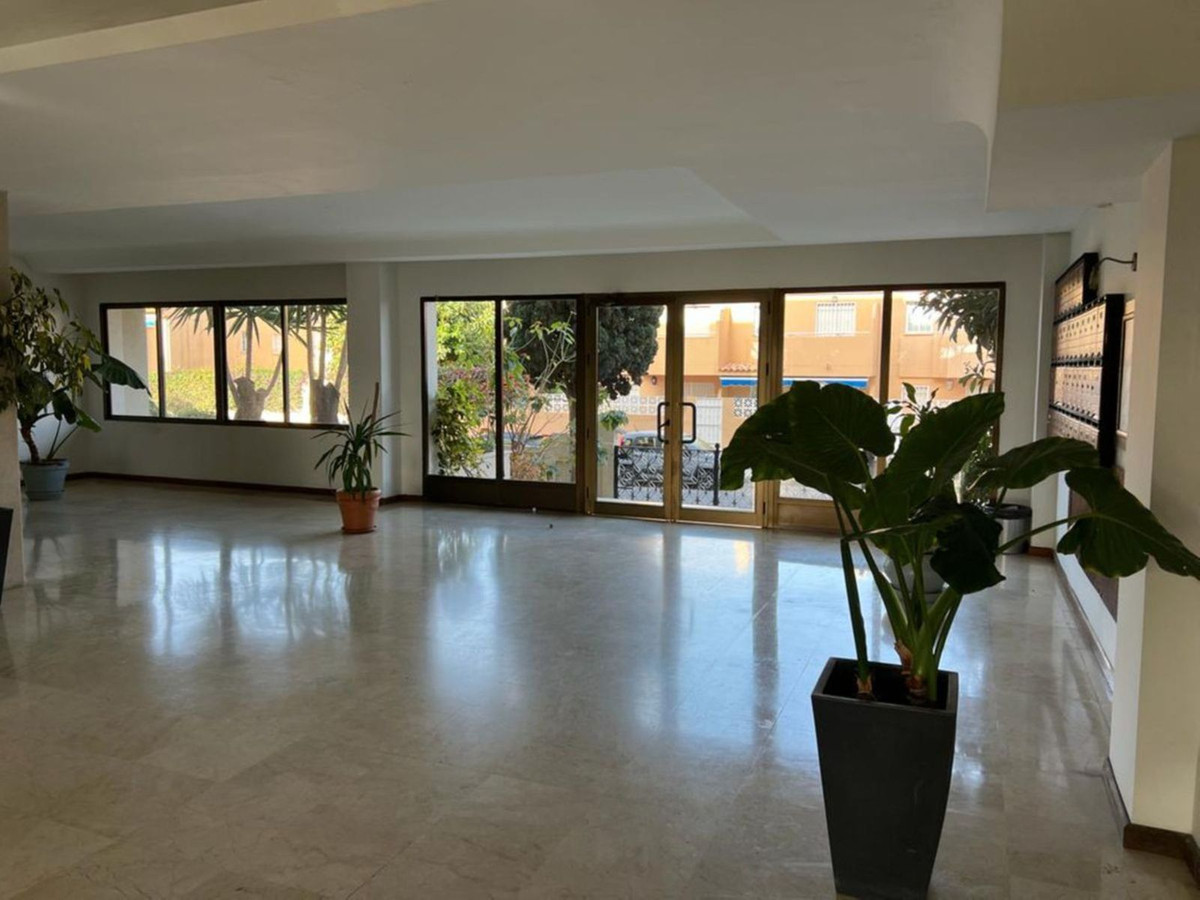 2 Bed Apartment for sale in Marbella Costa Del Sol, Málaga, Spain
