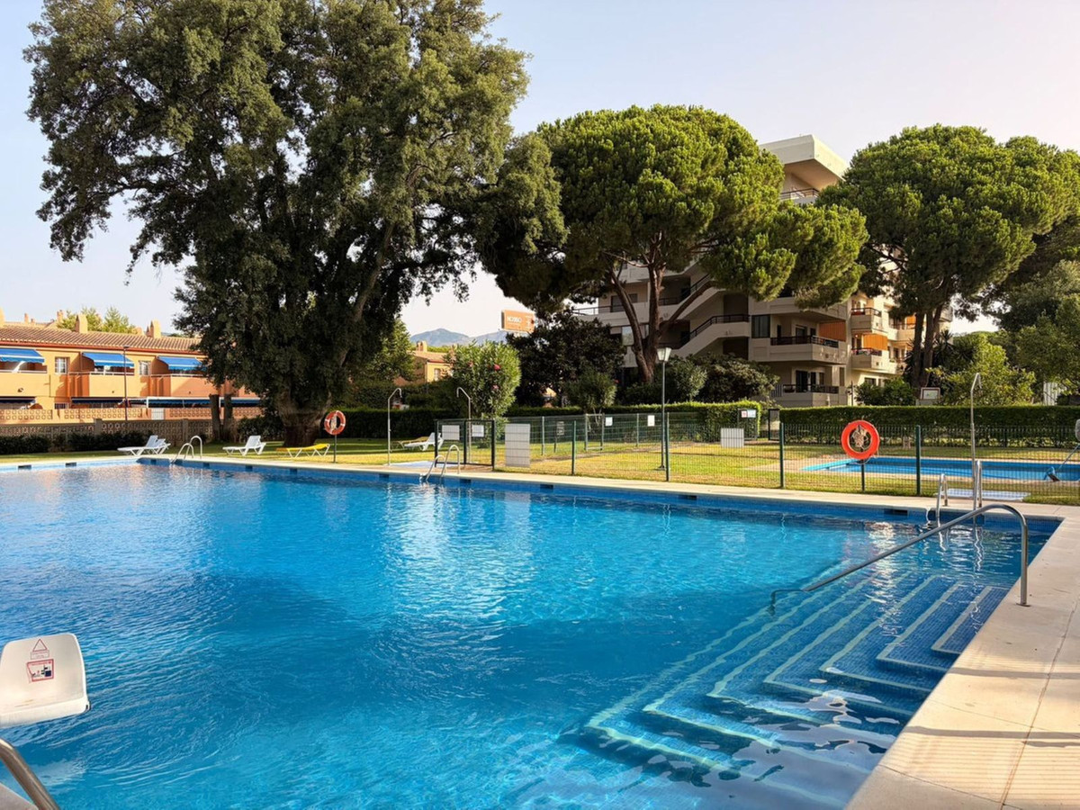 2 Bed Apartment for sale in Marbella Costa Del Sol, Málaga, Spain