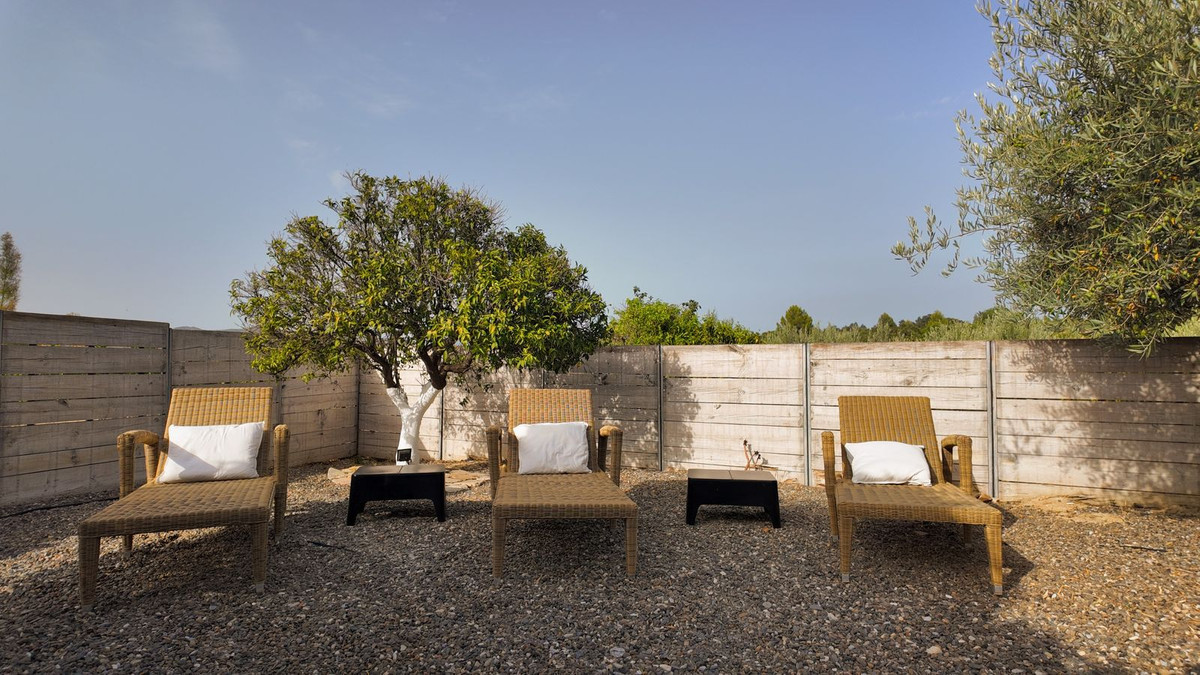 5 Bed Townhouse for sale in Alhaurín El Grande Costa Del Sol, Málaga, Spain