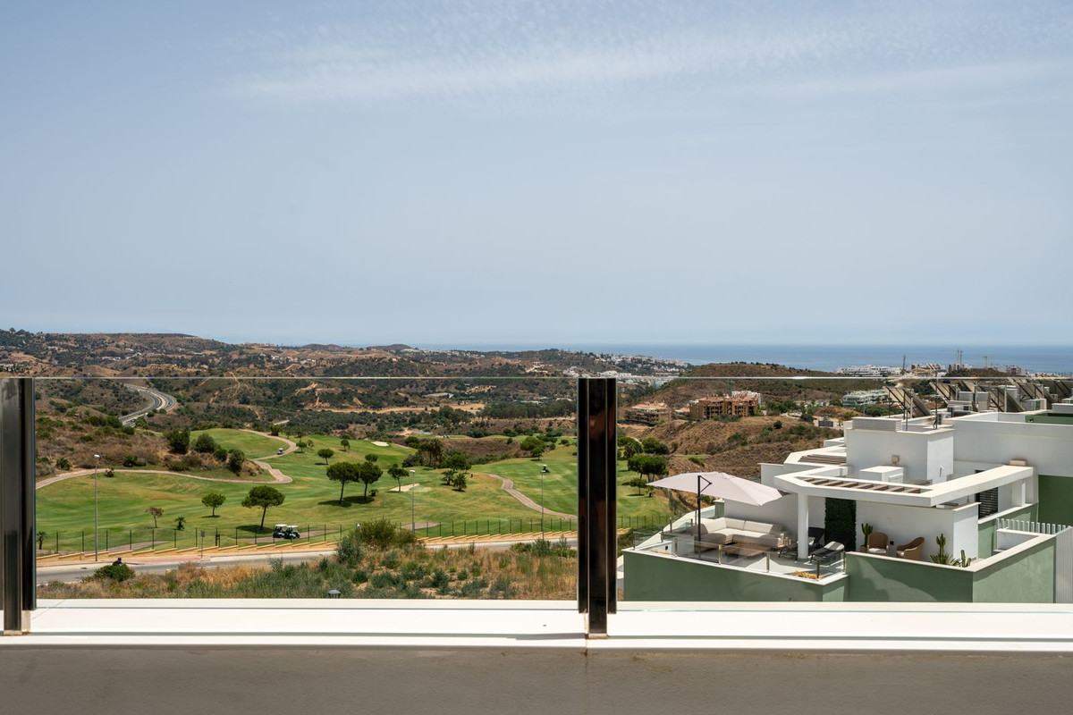 2 Bed Apartment for sale in La Cala De Mijas Costa Del Sol, Málaga, Spain