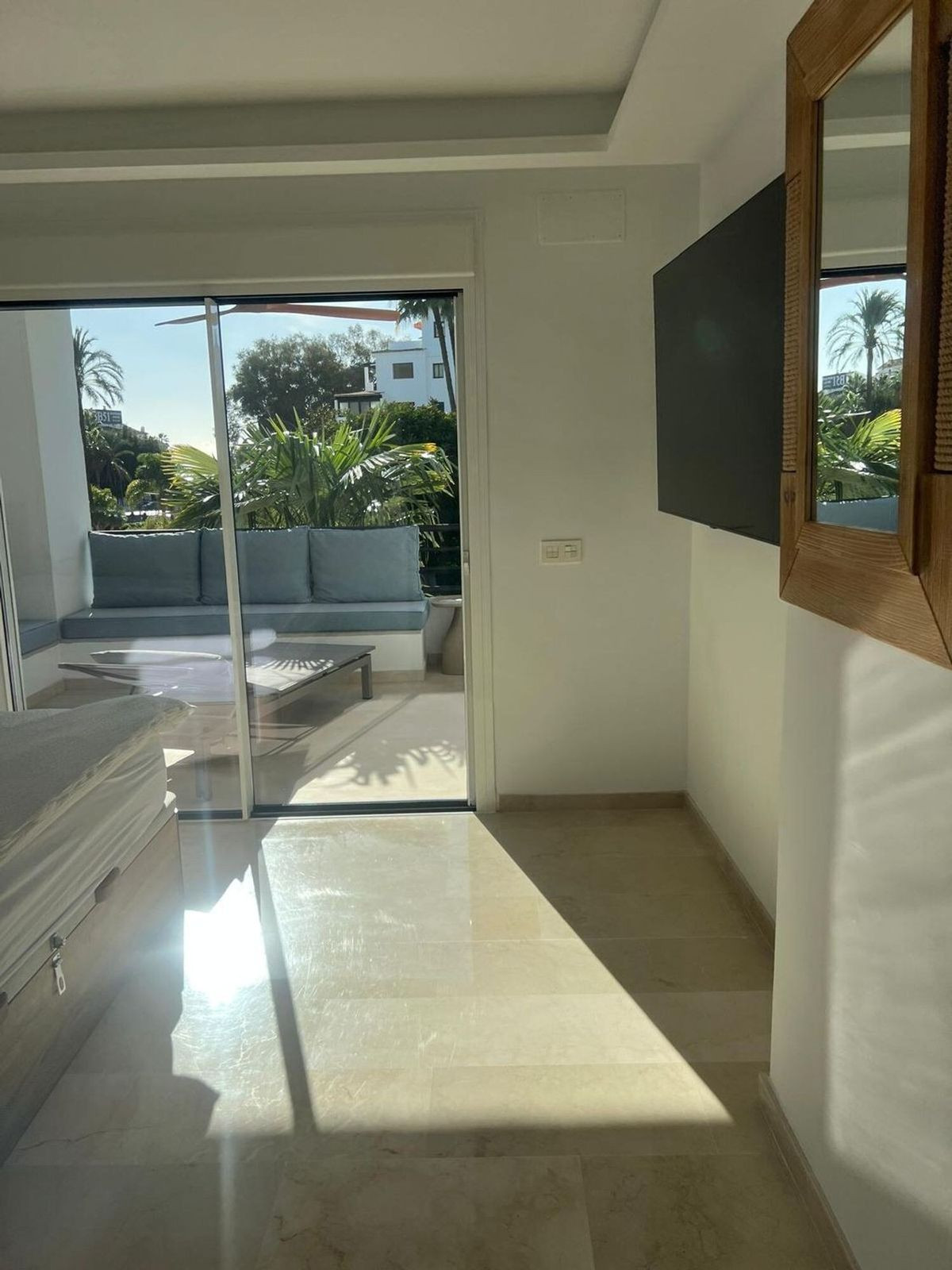 2 Bed Apartment for sale in Puerto Banús Costa Del Sol, Málaga, Spain