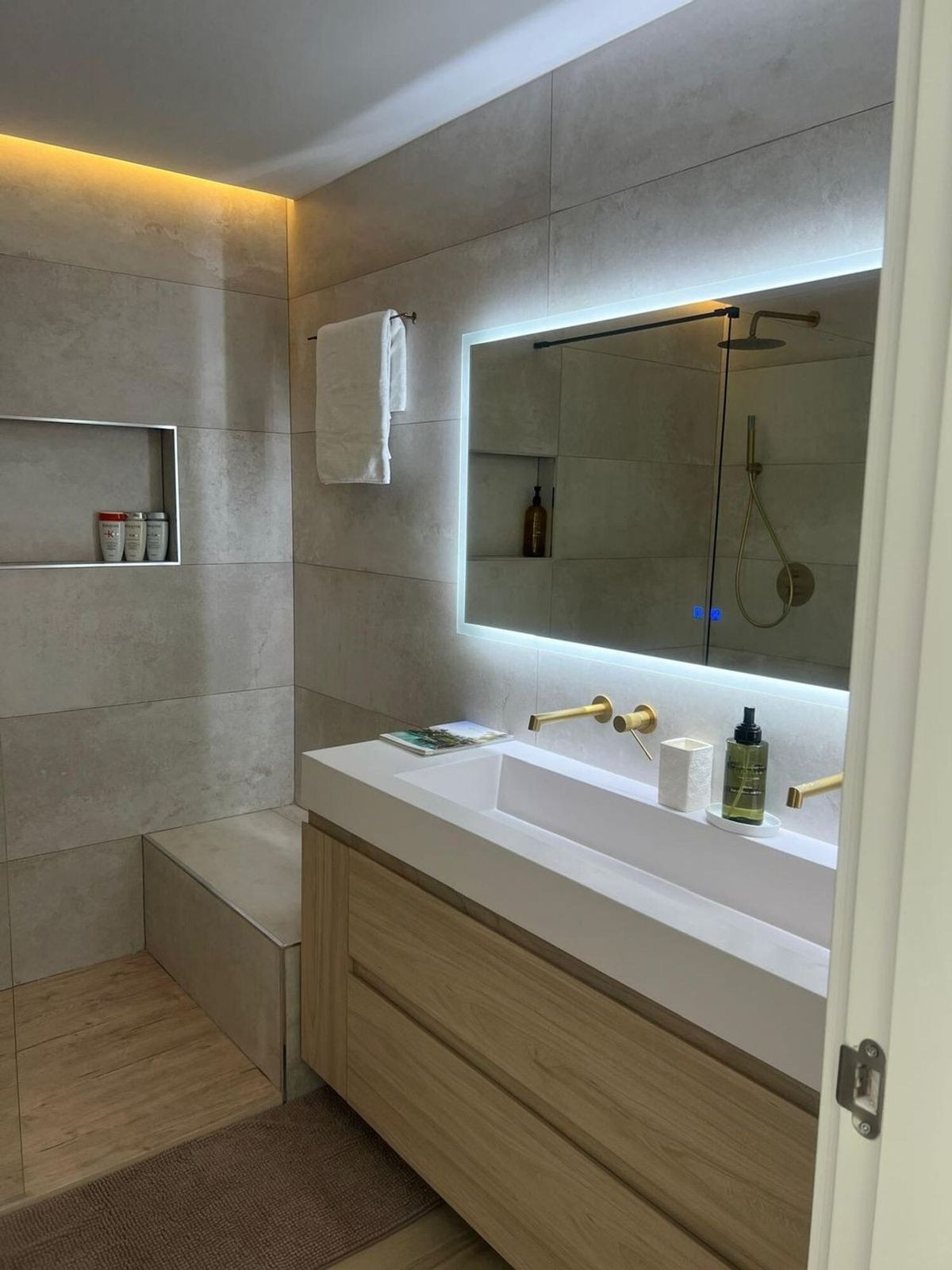 2 Bed Apartment for sale in Puerto Banús Costa Del Sol, Málaga, Spain