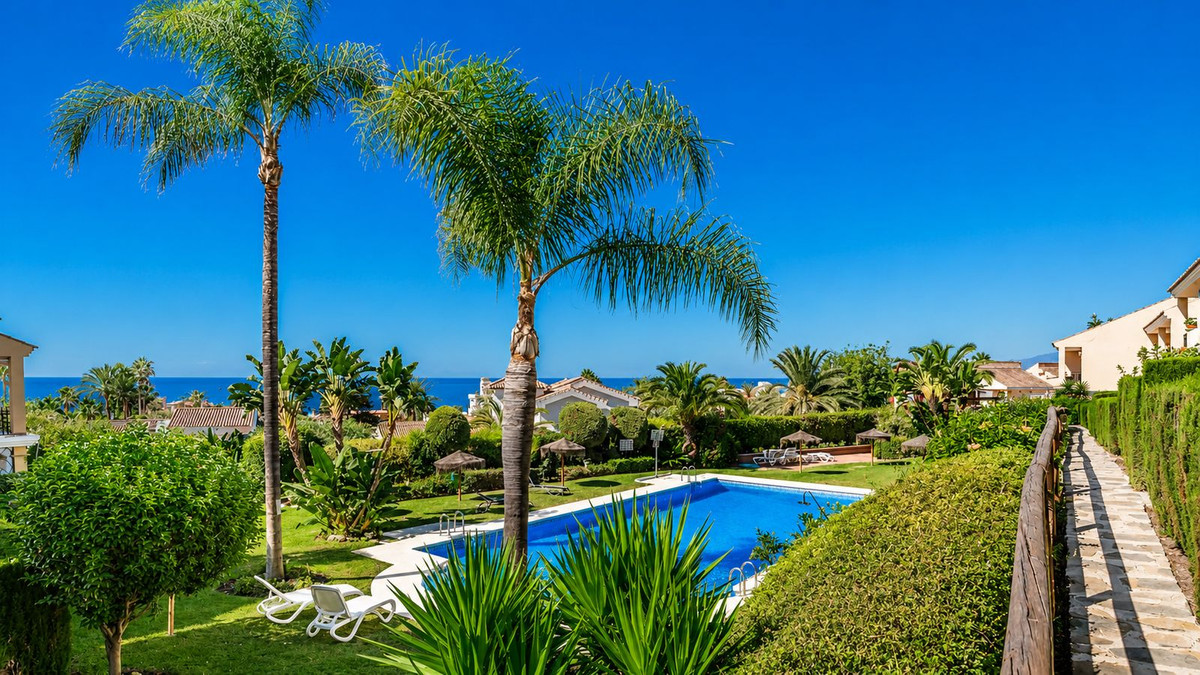 3 Bed Apartment for sale in Costabella Costa Del Sol, Málaga, Spain