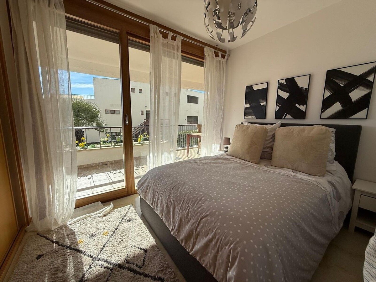 Se vende Apartamento Planta Media de 3 dormitorios en Costa Del Sol, Málaga, España