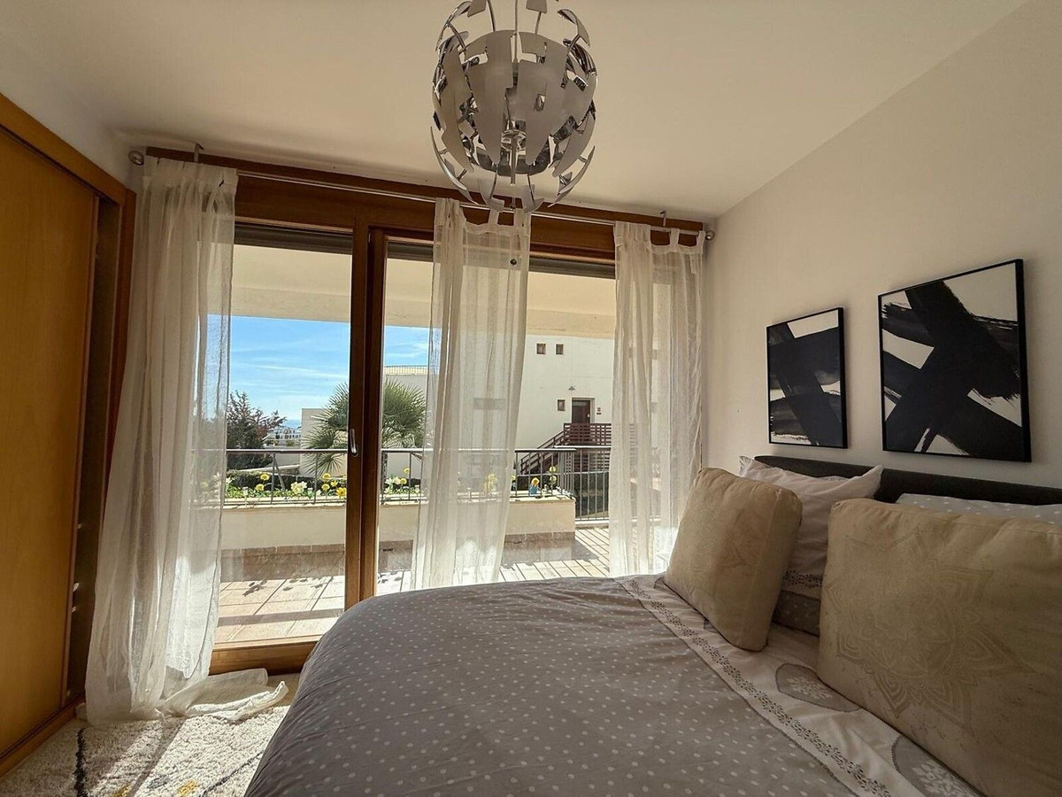 Se vende Apartamento Planta Media de 3 dormitorios en Costa Del Sol, Málaga, España