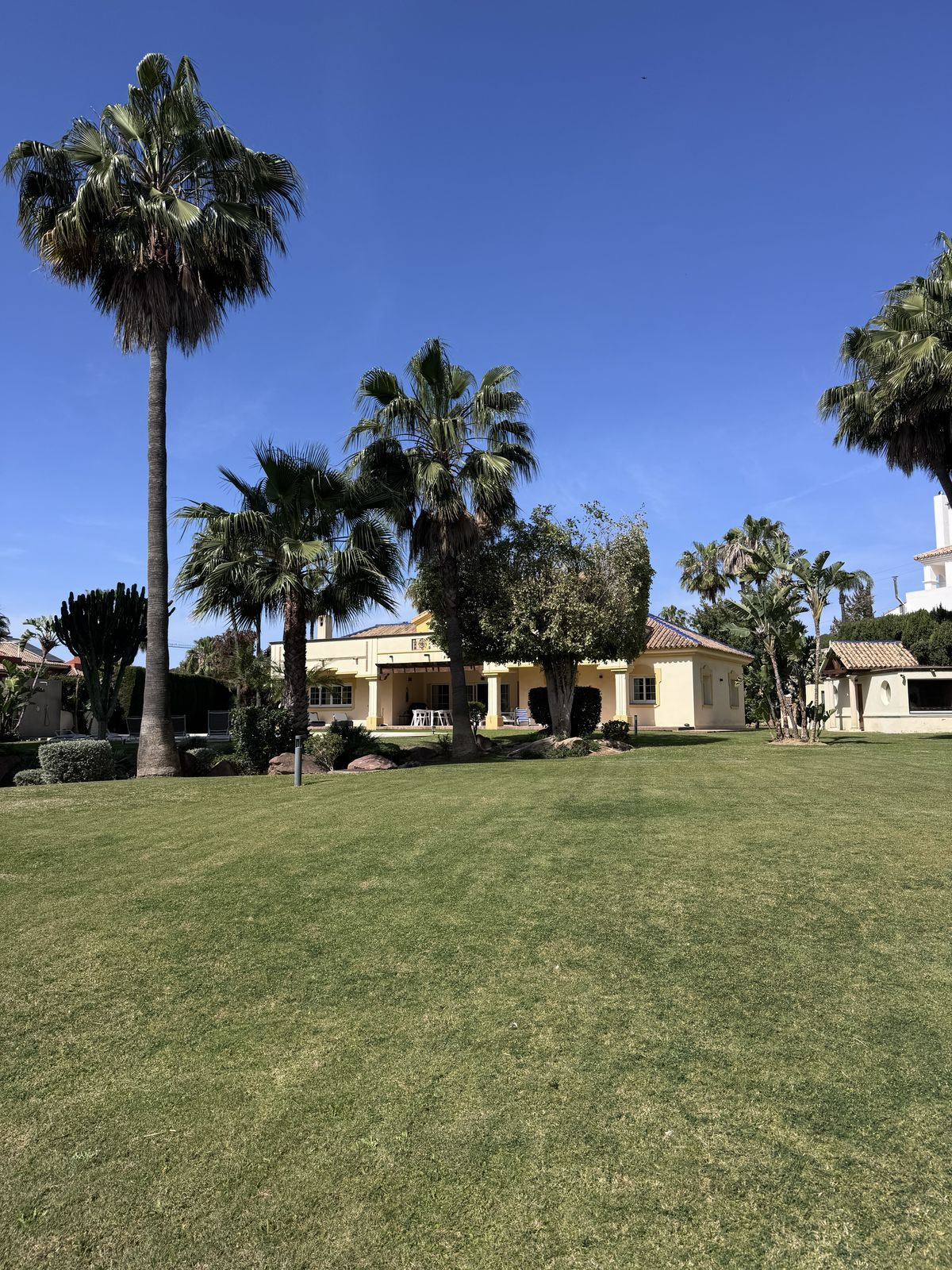 3 Bed Townhouse for sale in Estepona Costa Del Sol, Málaga, Spain