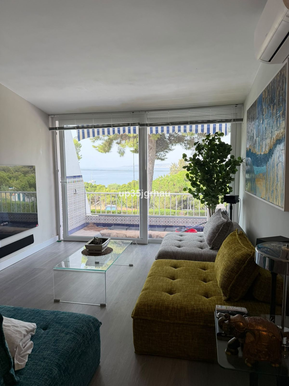 1 Bed Apartment for sale in Estepona Costa Del Sol, Málaga, Spain