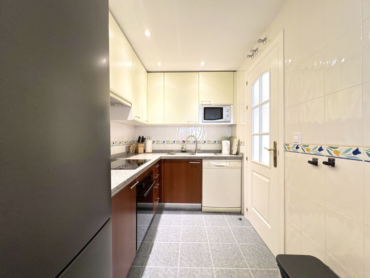 2 Bed Apartment for sale in Torrequebrada Costa Del Sol, Málaga, Spain