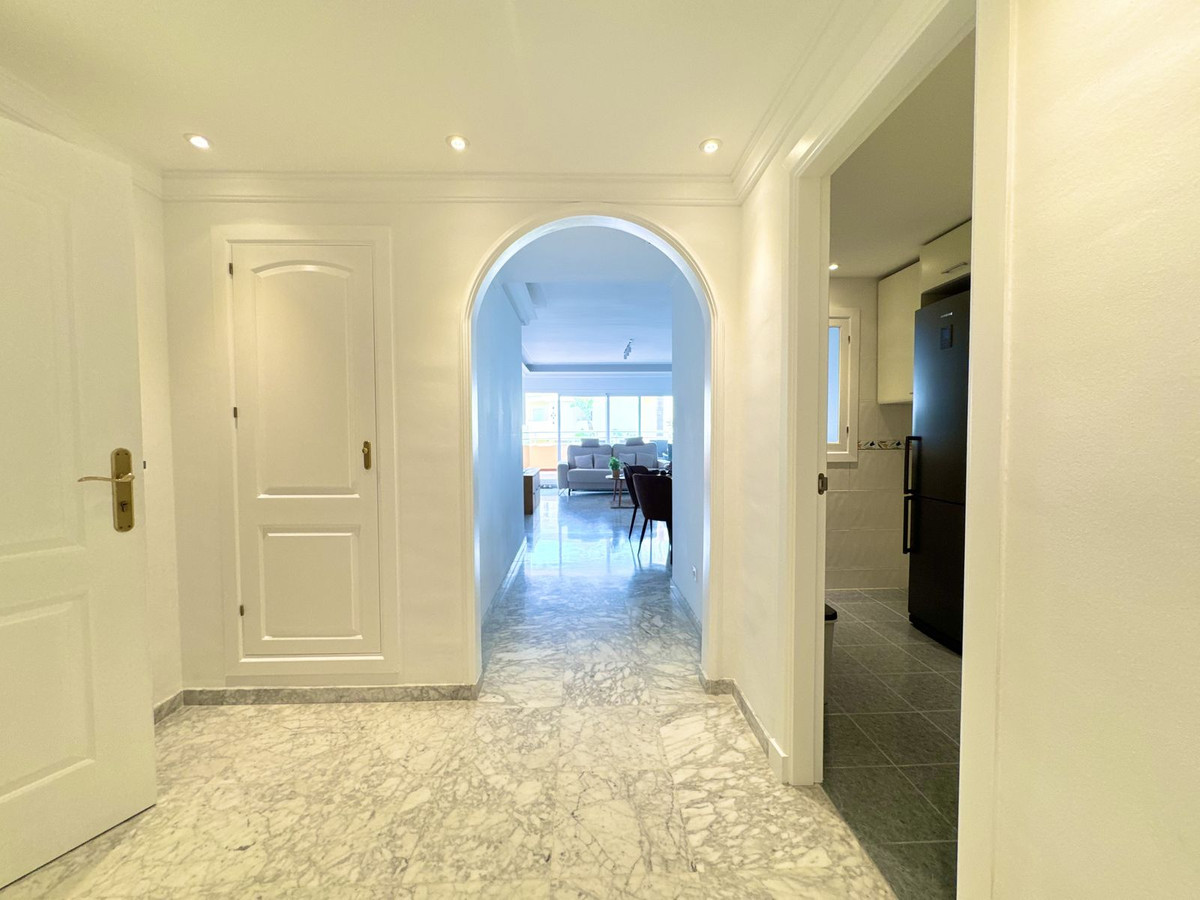 2 Bed Apartment for sale in Torrequebrada Costa Del Sol, Málaga, Spain