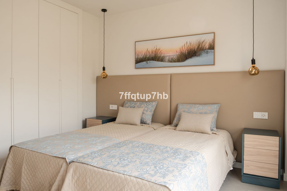 3 Bed Apartment for sale in Estepona Costa Del Sol, Málaga, Spain