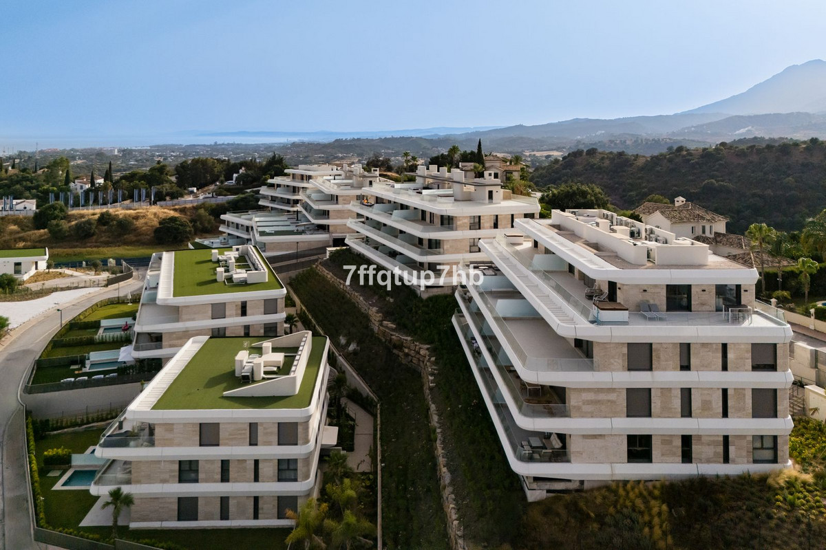 3 Bed Apartment for sale in Estepona Costa Del Sol, Málaga, Spain