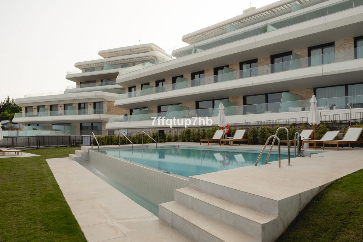 3 Bed Apartment for sale in Estepona Costa Del Sol, Málaga, Spain