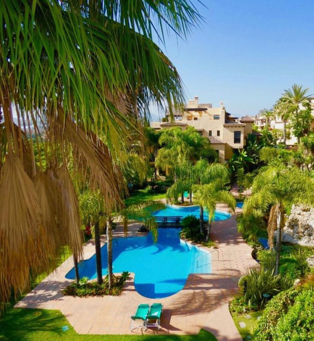 3 Bed Apartment for sale in Estepona Costa Del Sol, Málaga, Spain