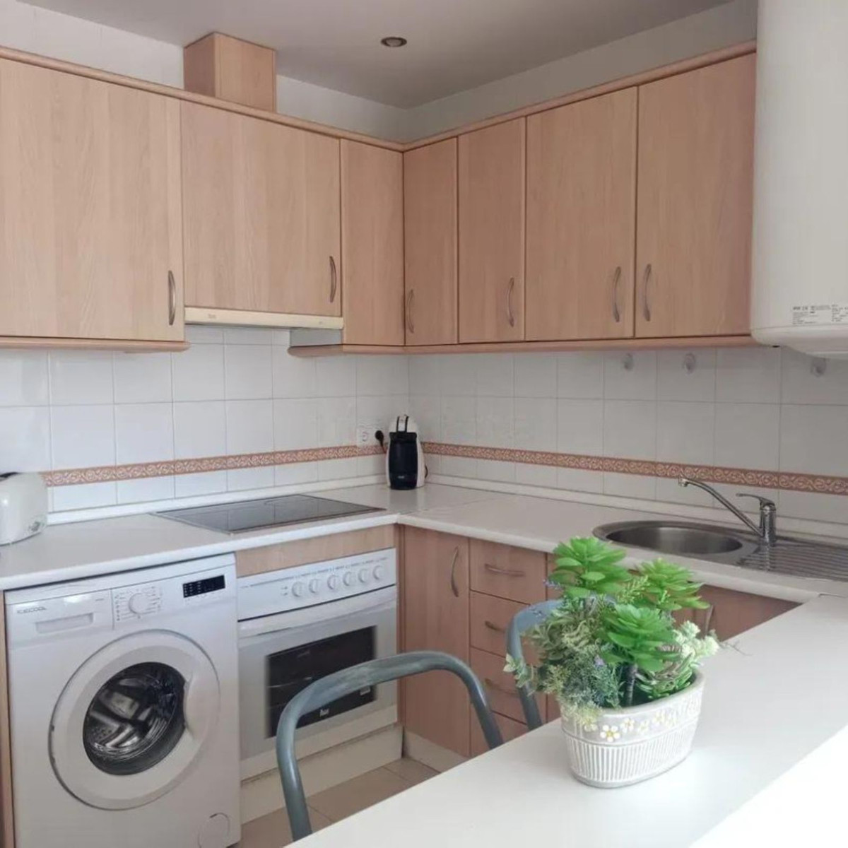 Se vende Apartamento Planta Media de 1 dormitorios en Costa Del Sol, Málaga, España