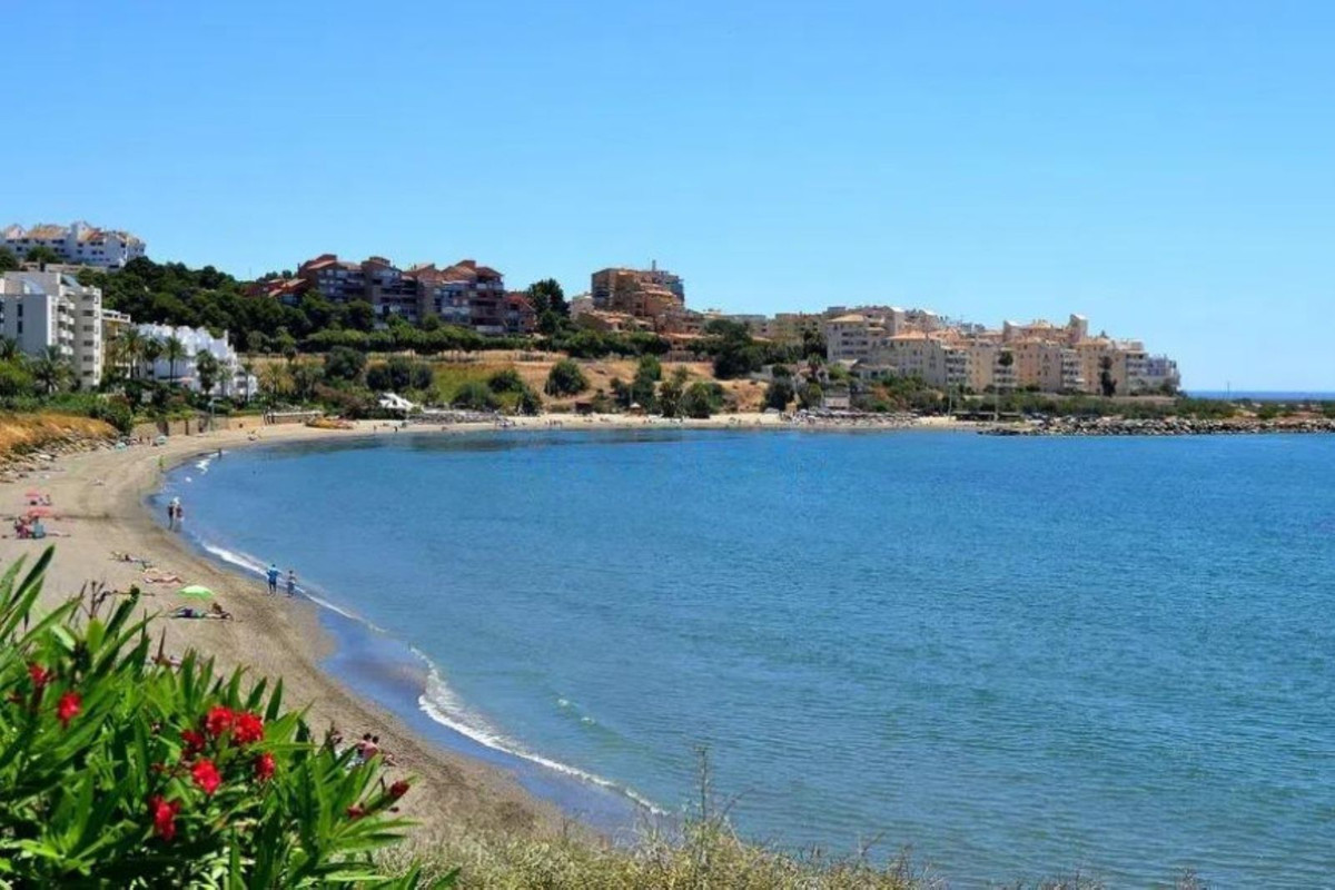 Se vende Apartamento Planta Media de 1 dormitorios en Costa Del Sol, Málaga, España