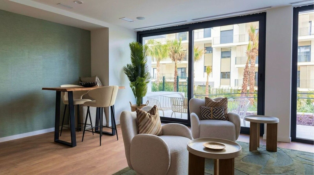 2 Bed Apartment for sale in Estepona Costa Del Sol, Málaga, Spain