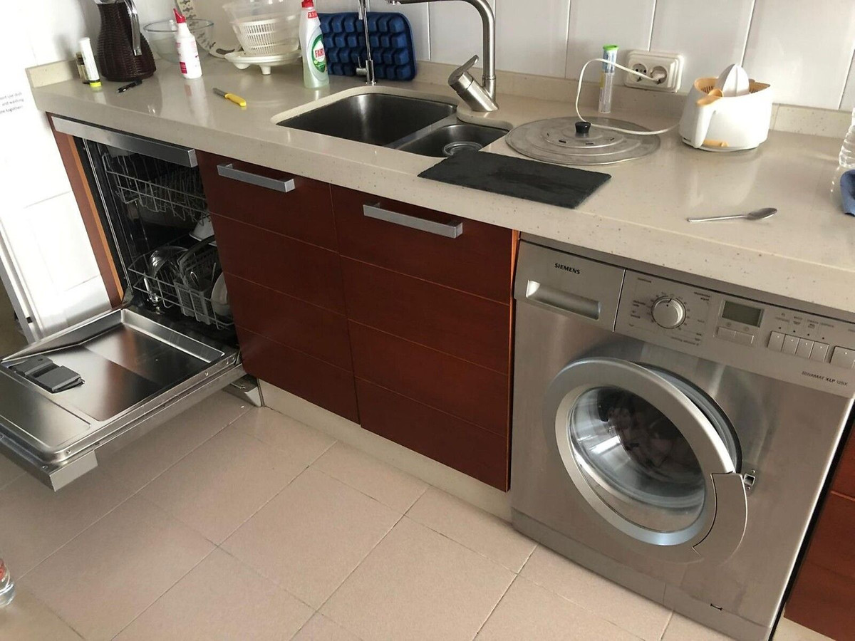 2 Bed Apartment for sale in Estepona Costa Del Sol, Málaga, Spain