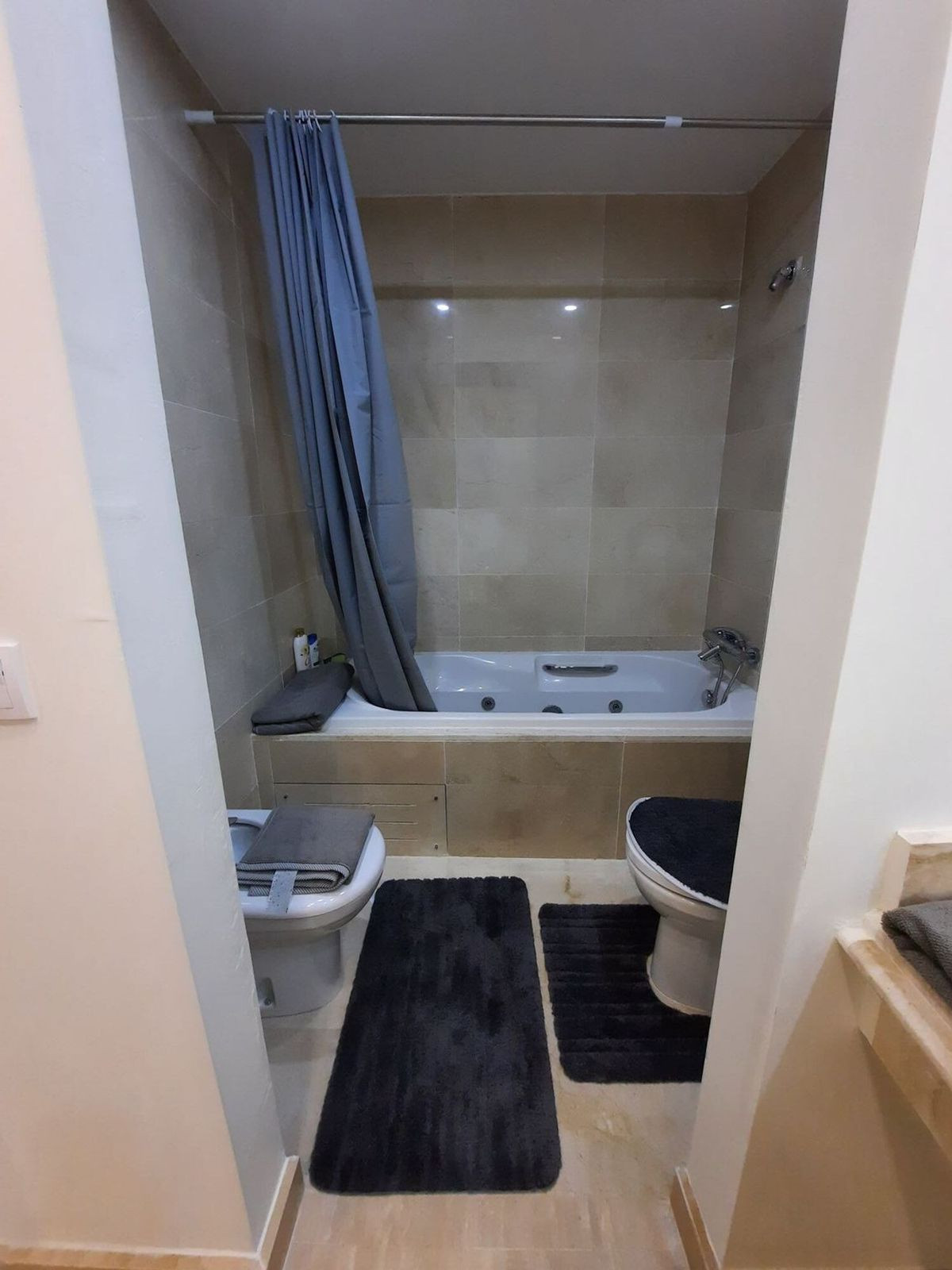 2 Bed Apartment for sale in Estepona Costa Del Sol, Málaga, Spain
