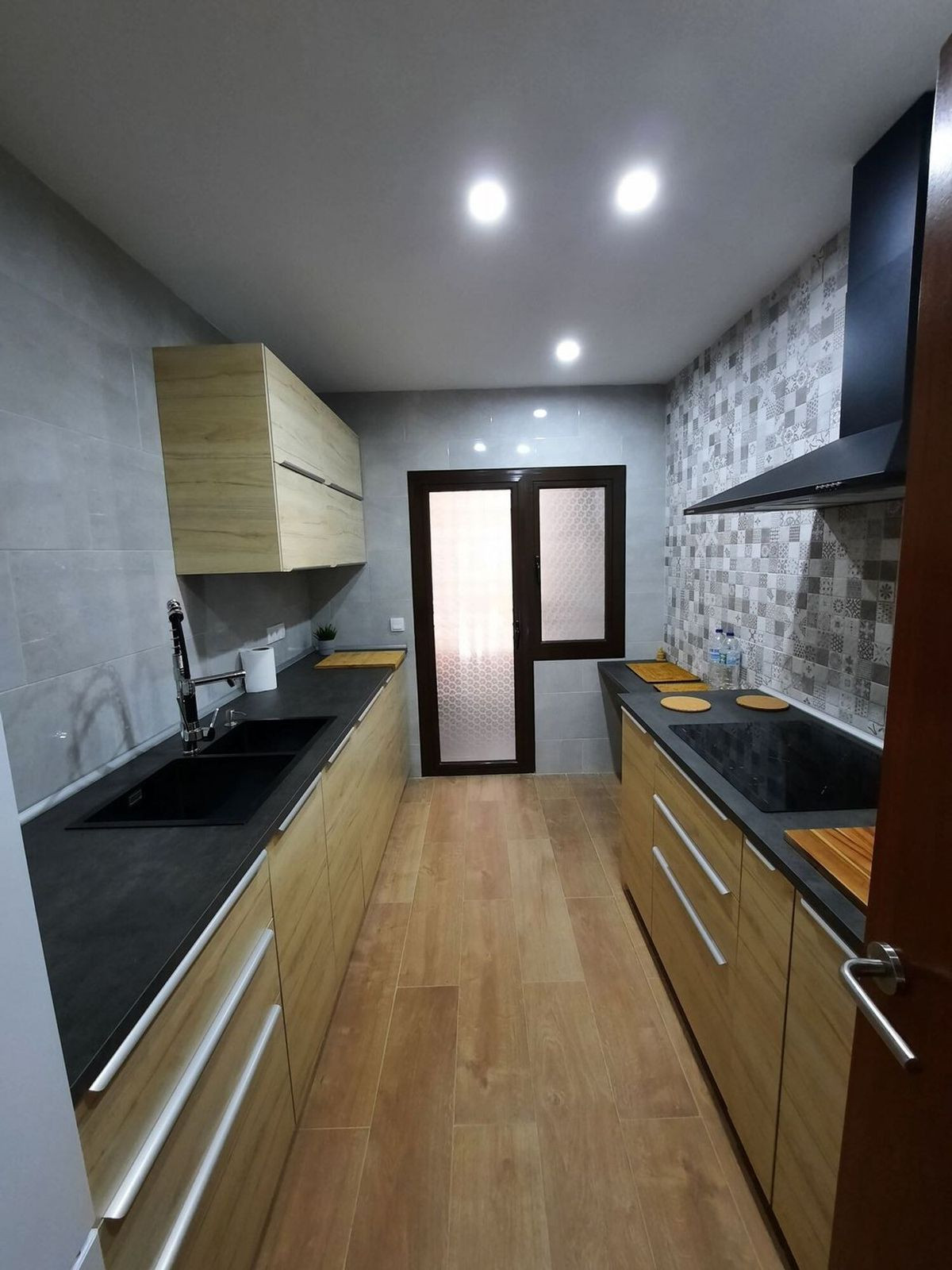 2 Bed Apartment for sale in Estepona Costa Del Sol, Málaga, Spain