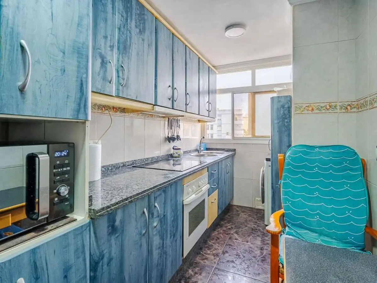 3 Bed Apartment for sale in Estepona Costa Del Sol, Málaga, Spain