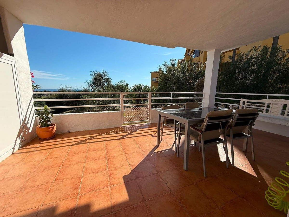 2 Bed Apartment for sale in Estepona Costa Del Sol, Málaga, Spain