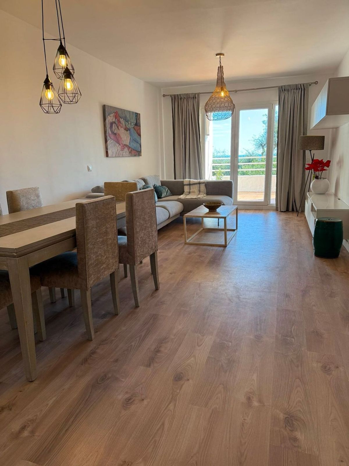 2 Bed Apartment for sale in Estepona Costa Del Sol, Málaga, Spain
