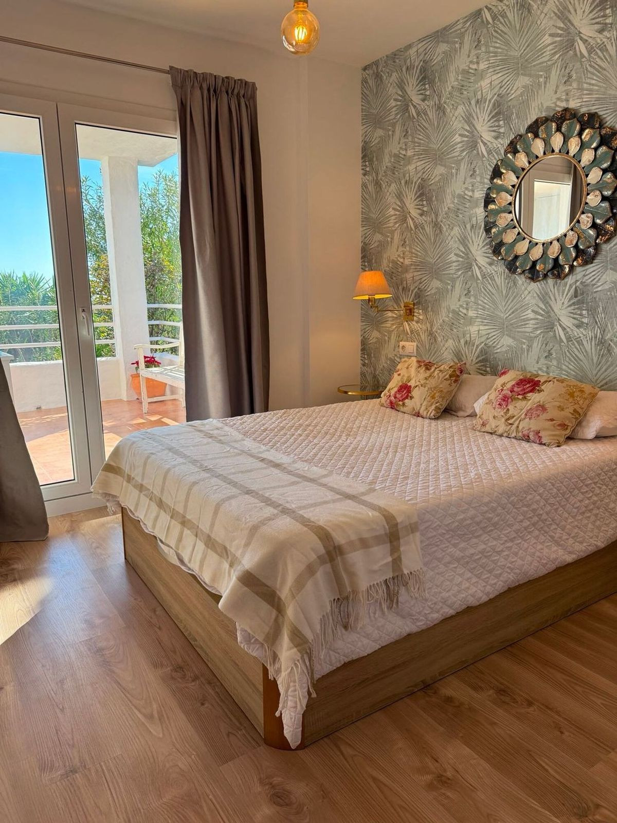 2 Bed Apartment for sale in Estepona Costa Del Sol, Málaga, Spain