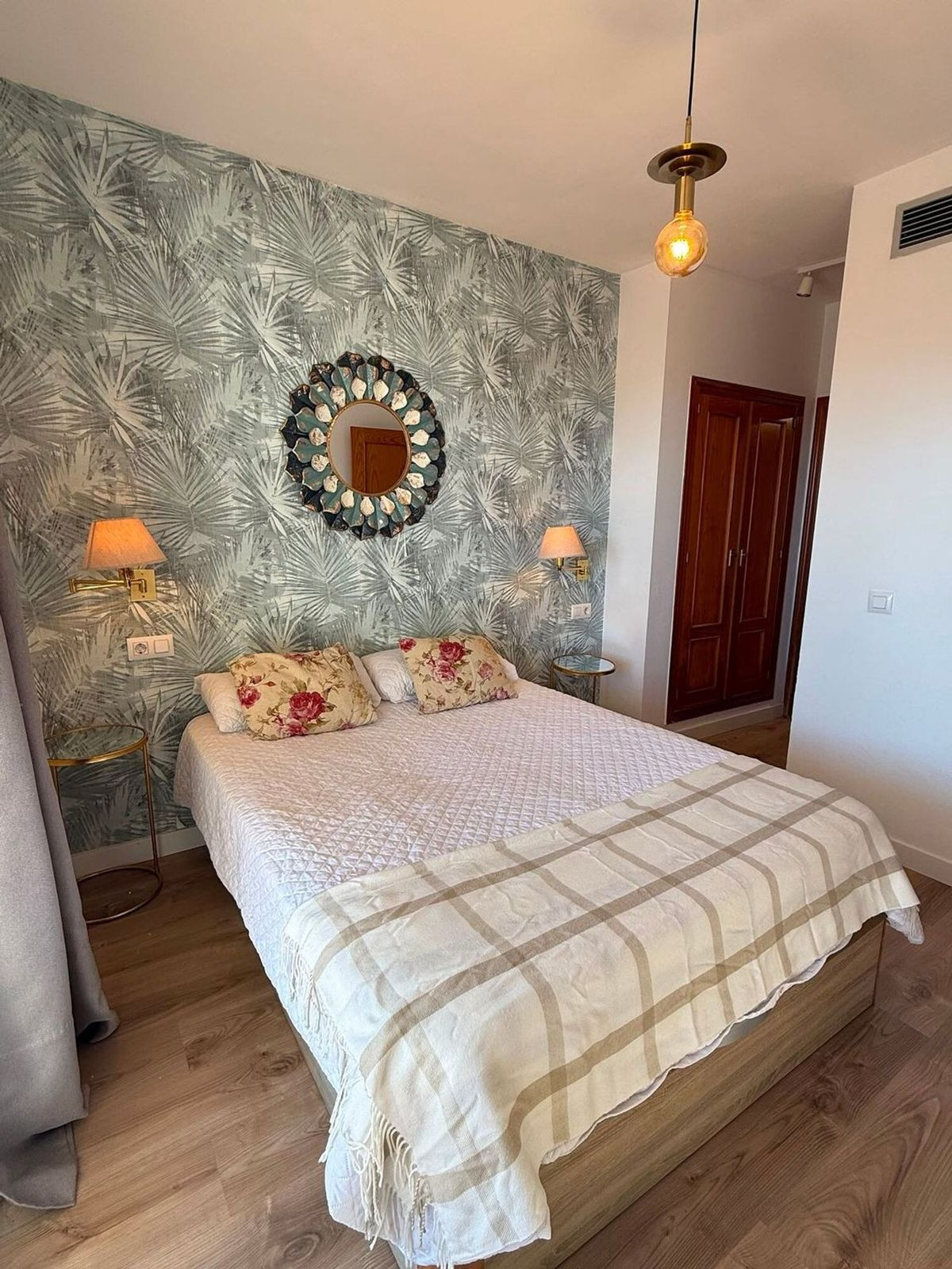2 Bed Apartment for sale in Estepona Costa Del Sol, Málaga, Spain
