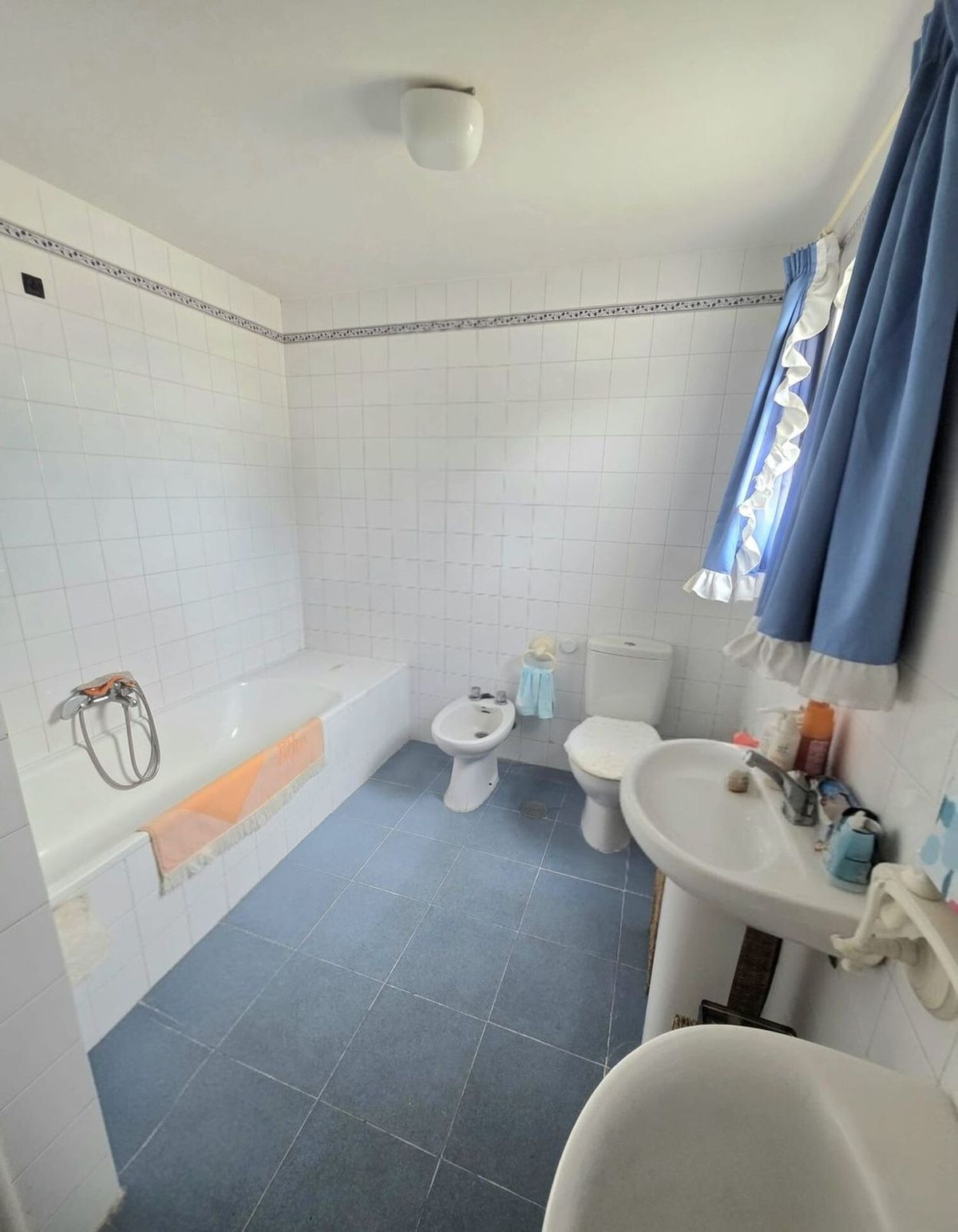 3 Bed Townhouse for sale in Estepona Costa Del Sol, Málaga, Spain