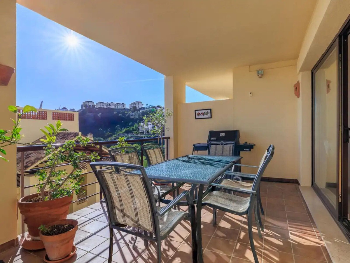 3 Bed Apartment for sale in Los Arqueros Costa Del Sol, Málaga, Spain