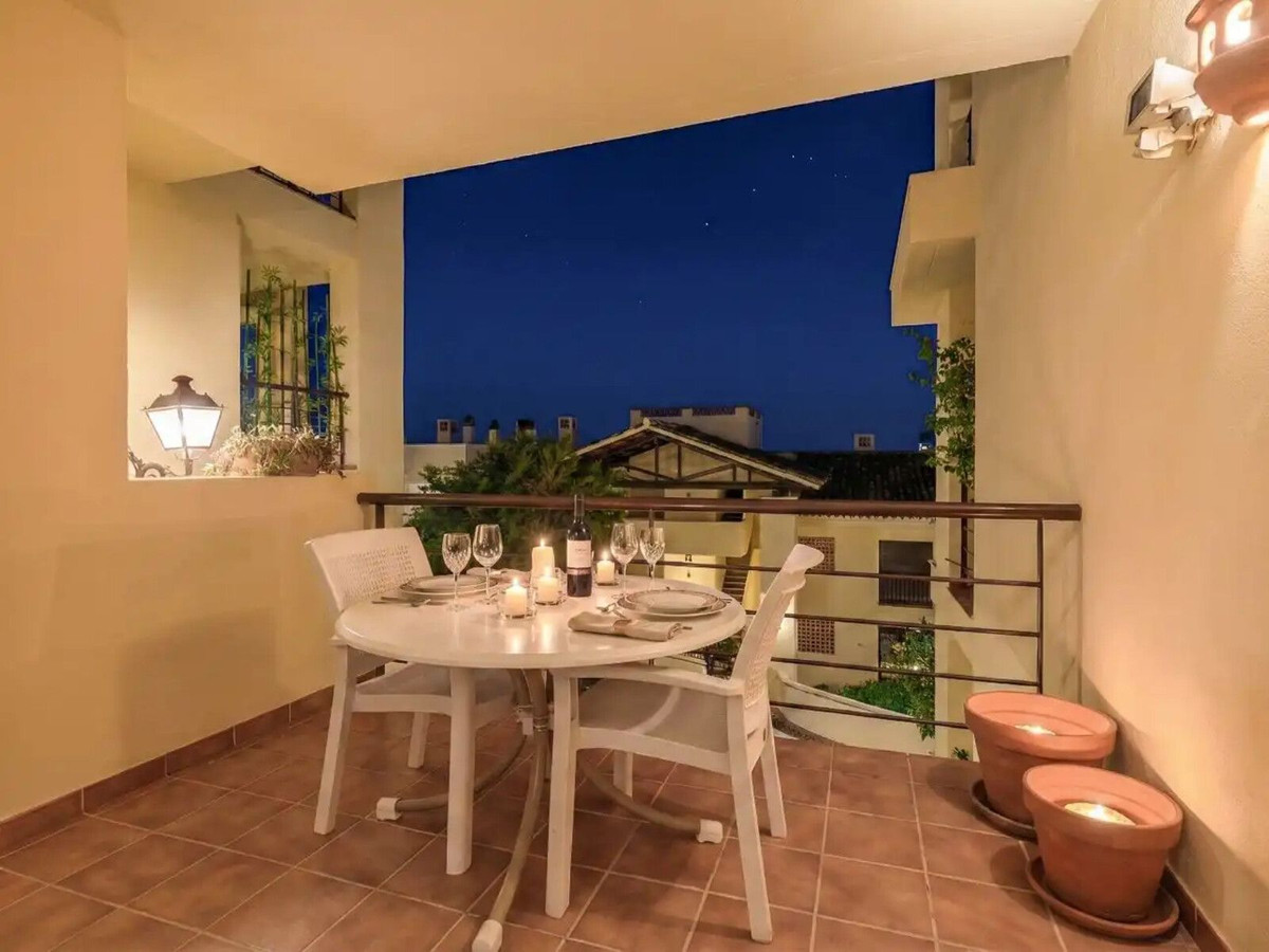 3 Bed Apartment for sale in Los Arqueros Costa Del Sol, Málaga, Spain