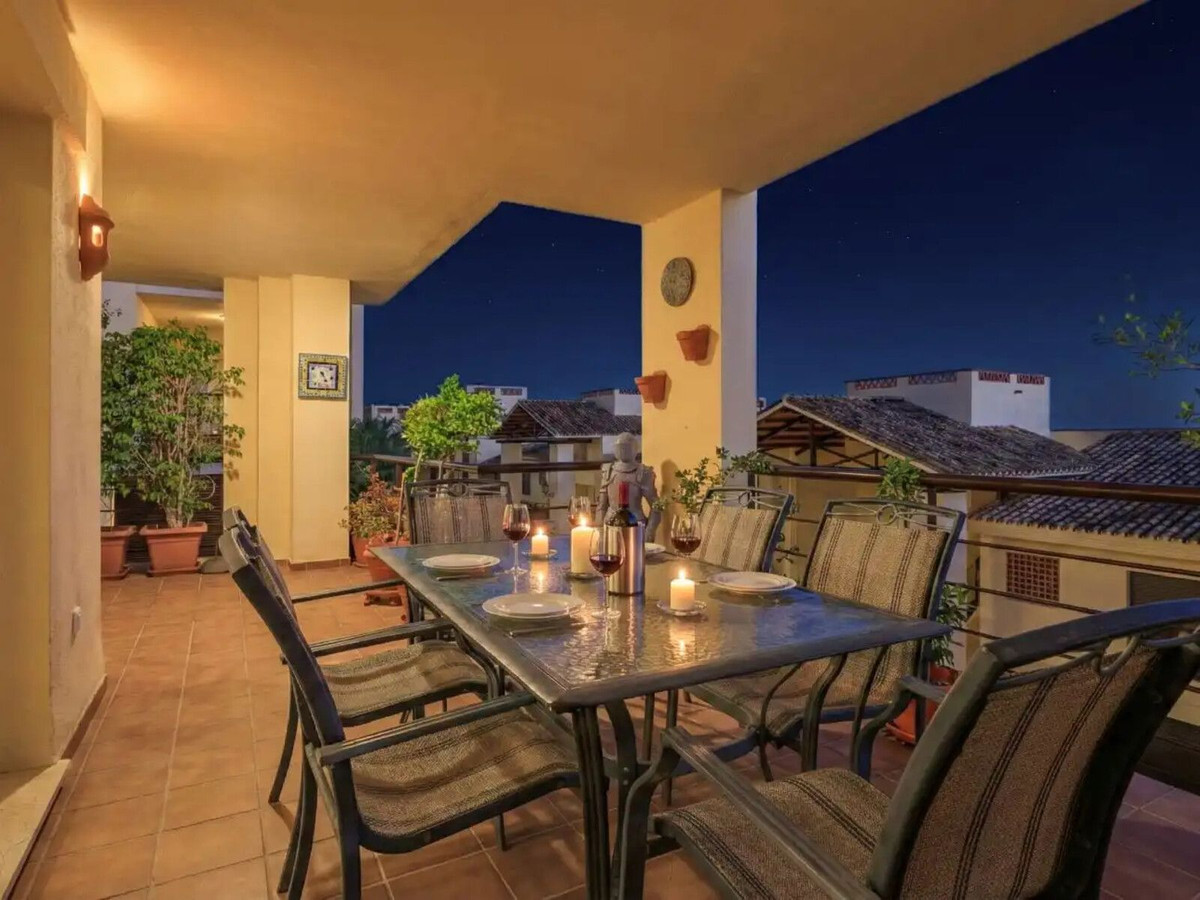3 Bed Apartment for sale in Los Arqueros Costa Del Sol, Málaga, Spain