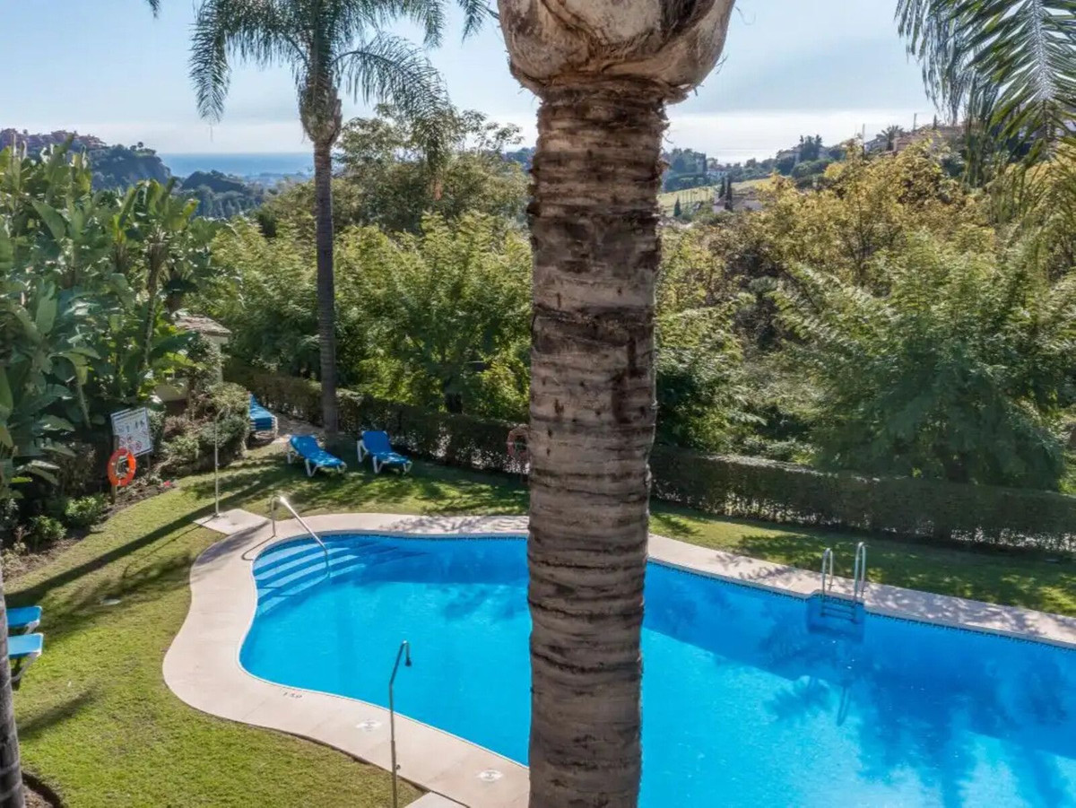 3 Bed Apartment for sale in Los Arqueros Costa Del Sol, Málaga, Spain