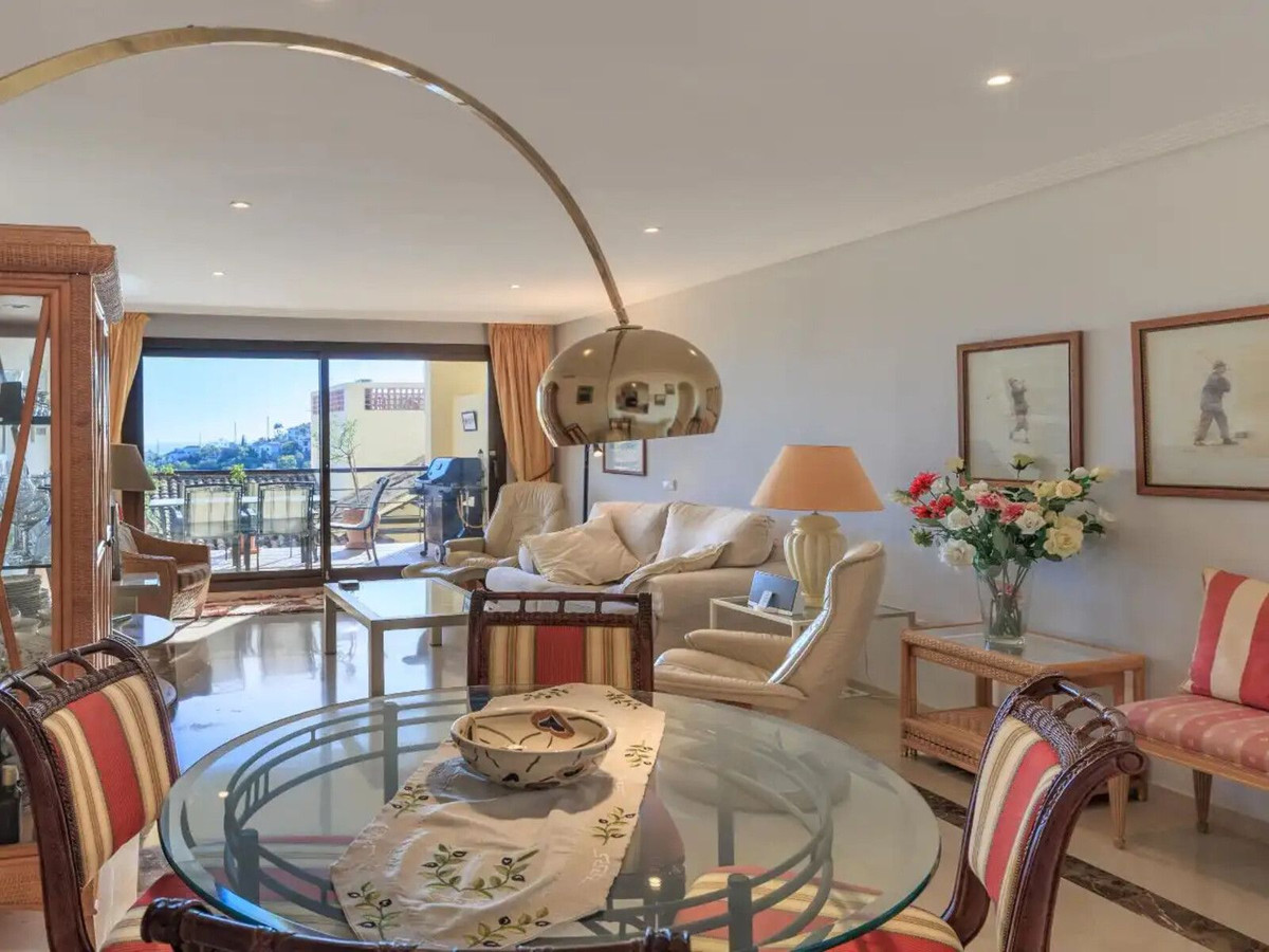 3 Bed Apartment for sale in Los Arqueros Costa Del Sol, Málaga, Spain