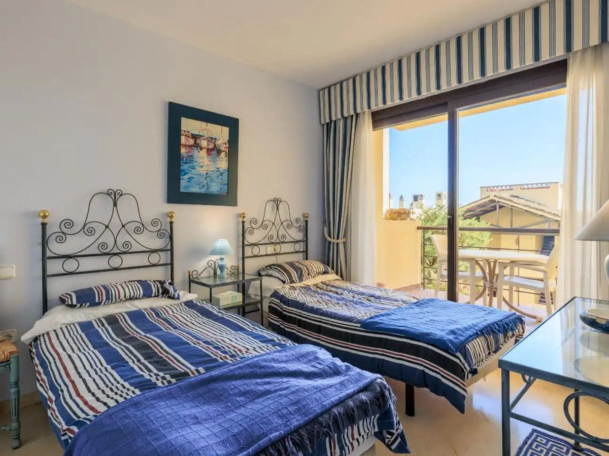 3 Bed Apartment for sale in Los Arqueros Costa Del Sol, Málaga, Spain