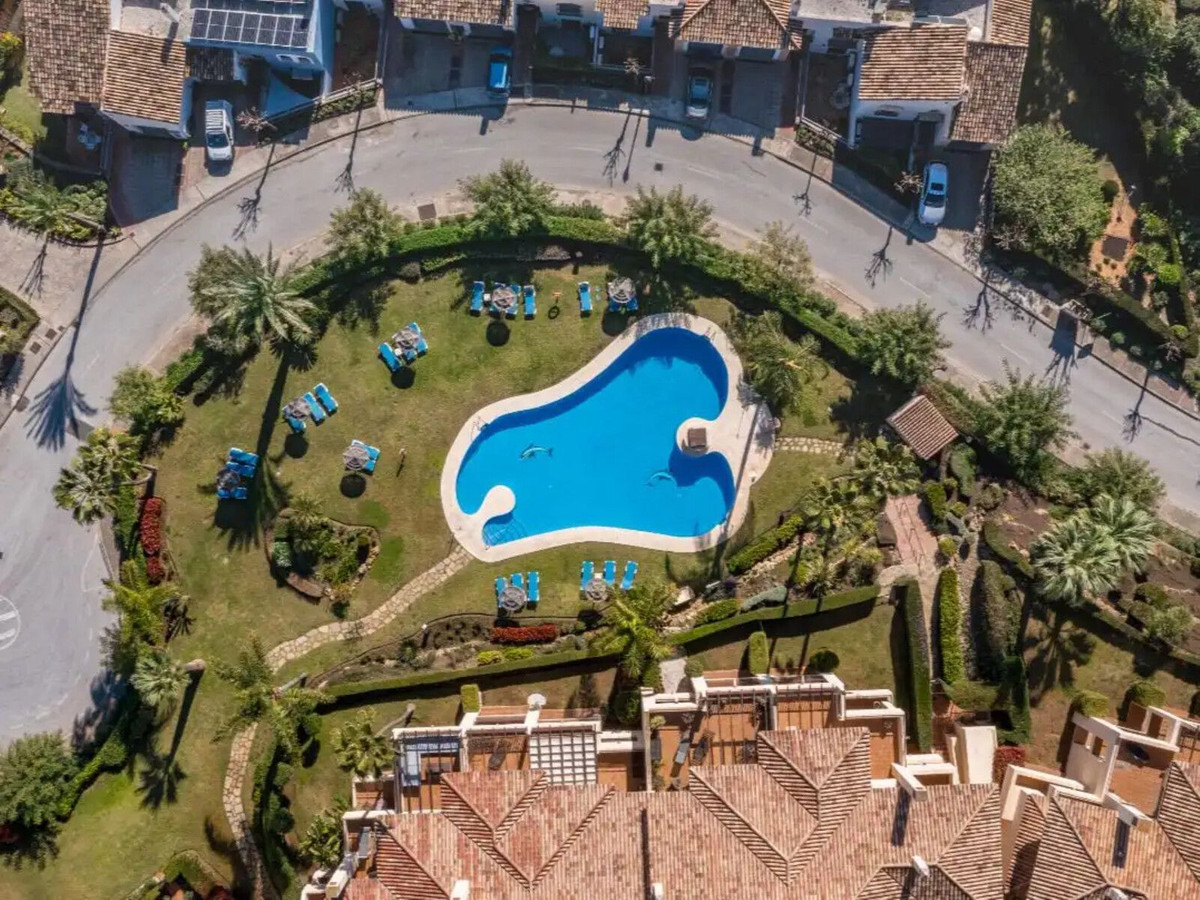 3 Bed Apartment for sale in Los Arqueros Costa Del Sol, Málaga, Spain
