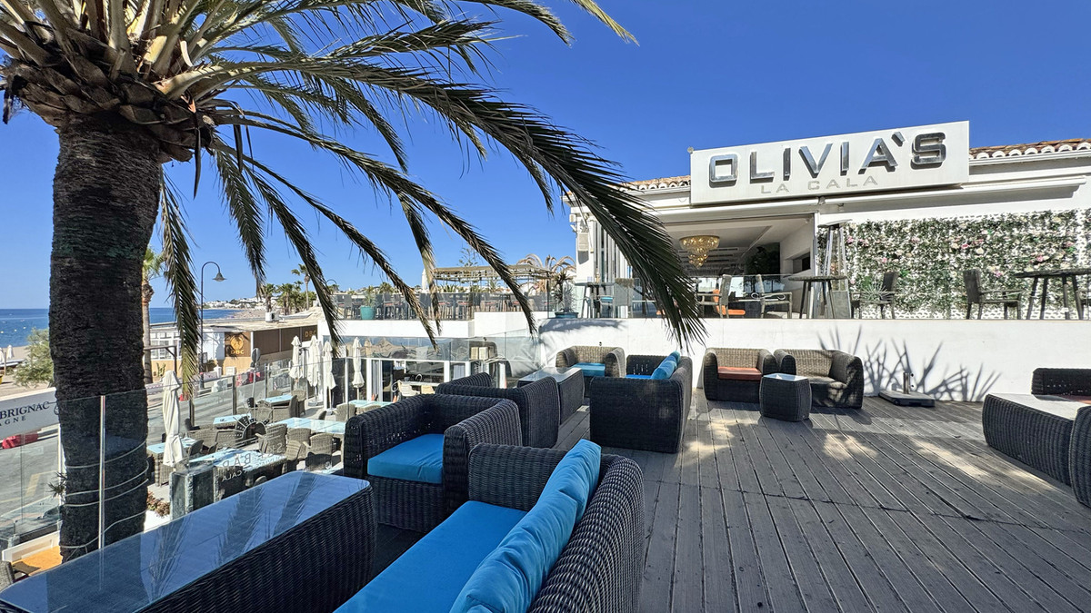 5 Bed Commercial unit for sale in La Cala De Mijas Costa Del Sol, Málaga, Spain