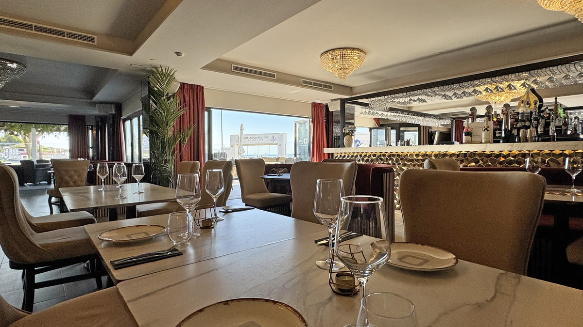 5 Bed Commercial unit for sale in La Cala De Mijas Costa Del Sol, Málaga, Spain