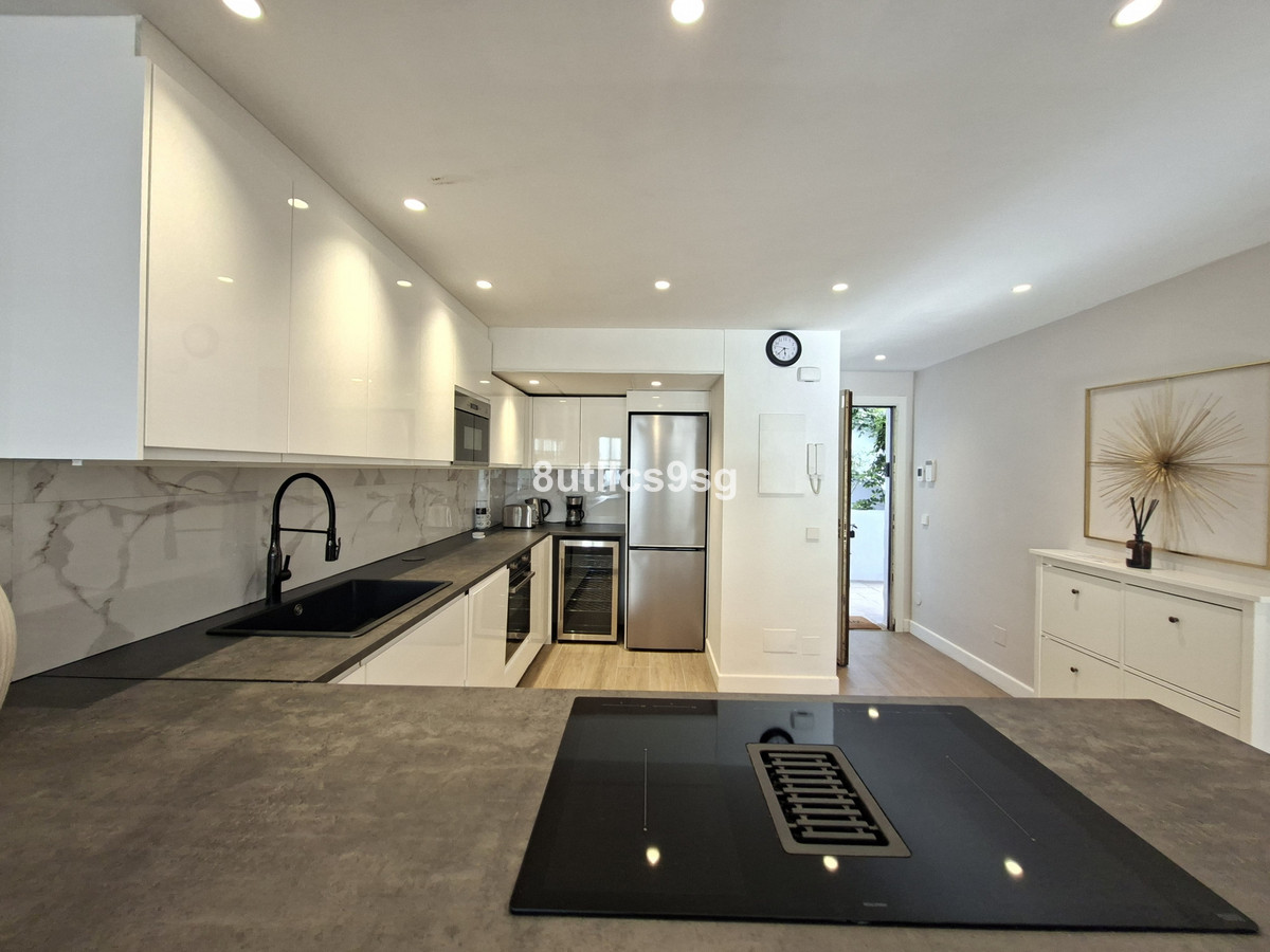 Se vende Apartamento Planta Baja de 3 dormitorios en Costa Del Sol, Málaga, España