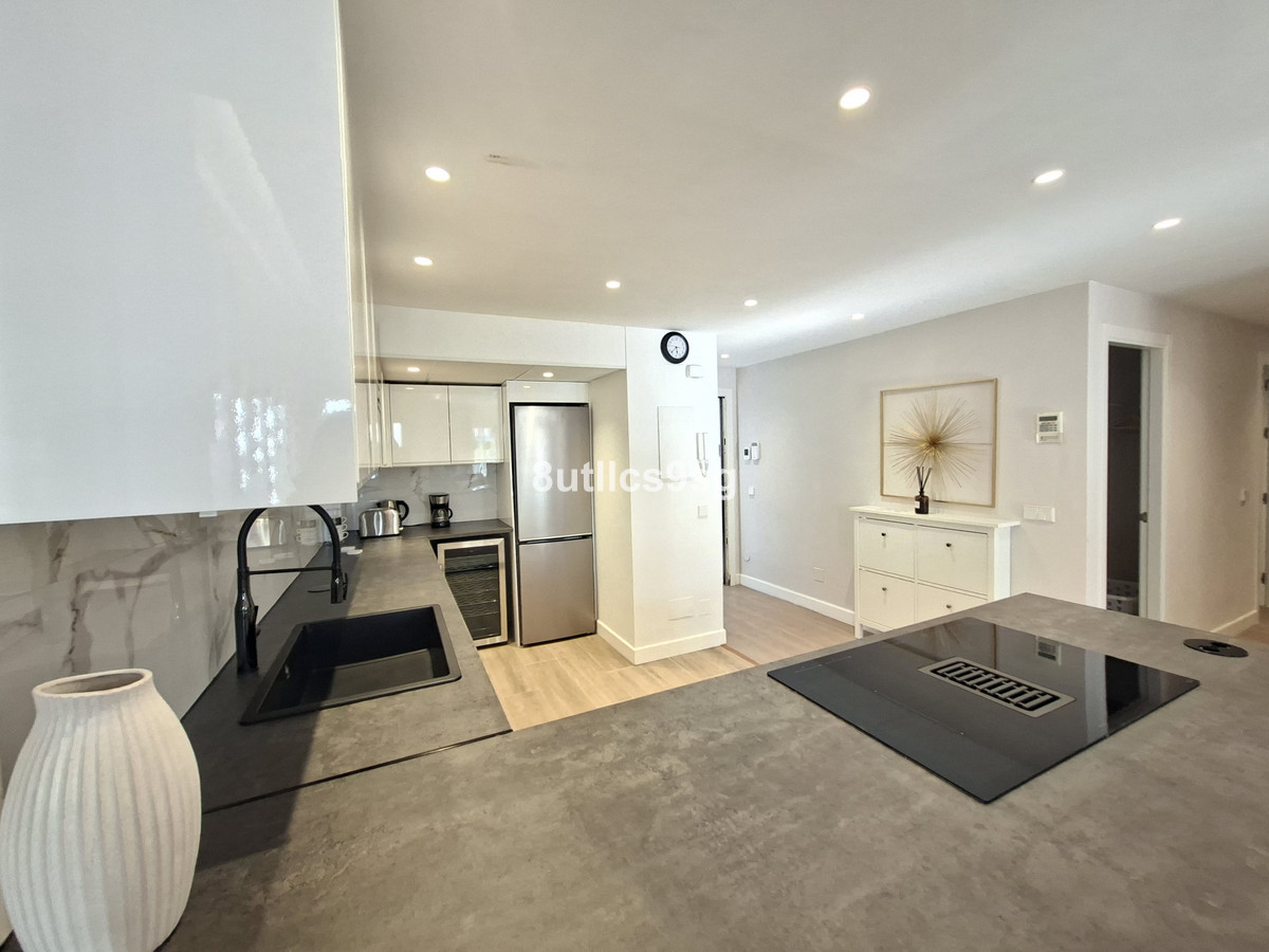Se vende Apartamento Planta Baja de 3 dormitorios en Costa Del Sol, Málaga, España