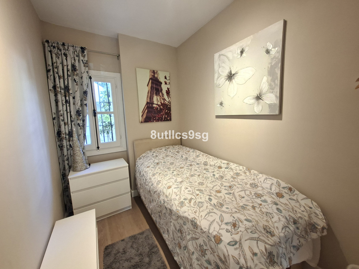 Se vende Apartamento Planta Baja de 3 dormitorios en Costa Del Sol, Málaga, España