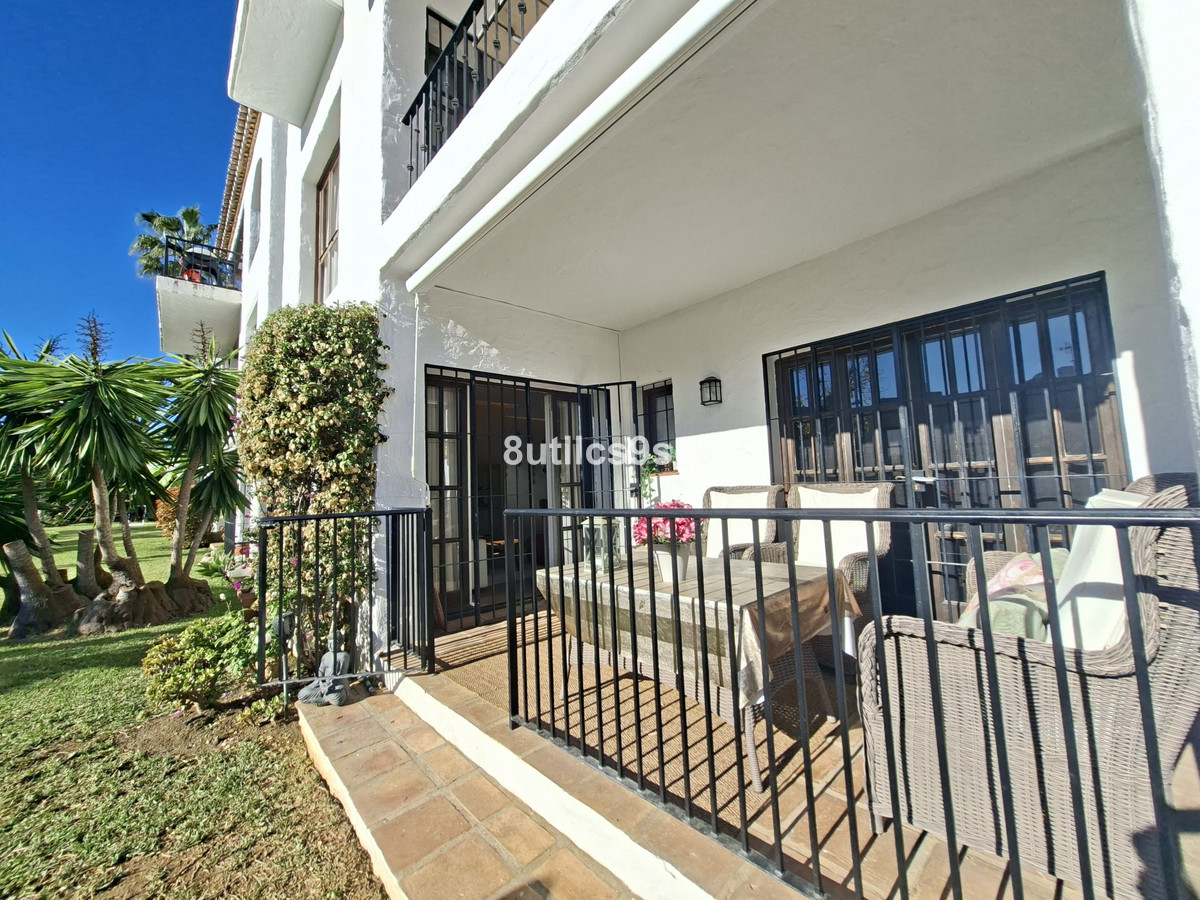 Se vende Apartamento Planta Baja de 3 dormitorios en Costa Del Sol, Málaga, España