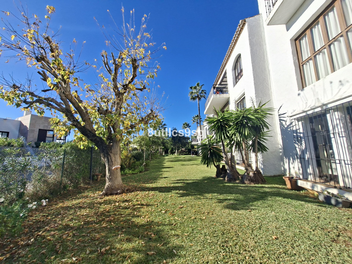 Se vende Apartamento Planta Baja de 3 dormitorios en Costa Del Sol, Málaga, España