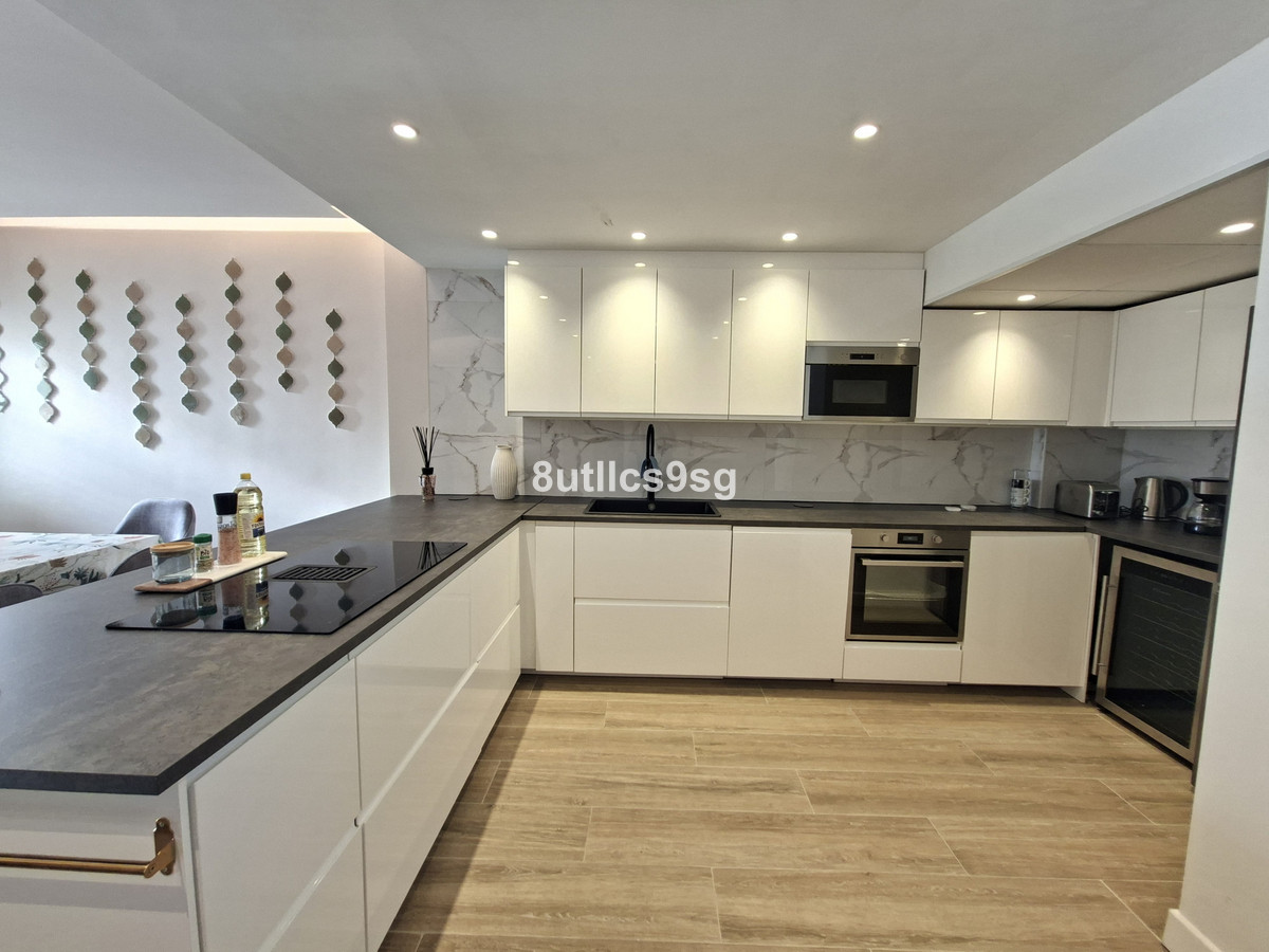 Se vende Apartamento Planta Baja de 3 dormitorios en Costa Del Sol, Málaga, España