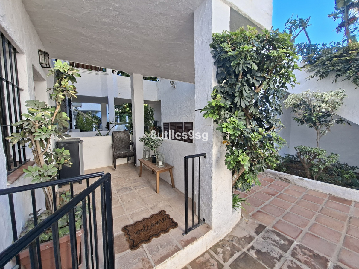 Se vende Apartamento Planta Baja de 3 dormitorios en Costa Del Sol, Málaga, España