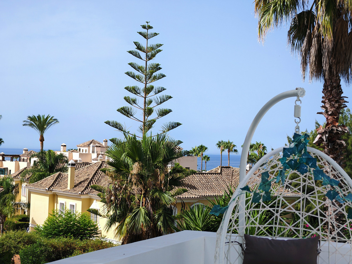 8 Bed Townhouse for sale in Elviria Costa Del Sol, Málaga, Spain