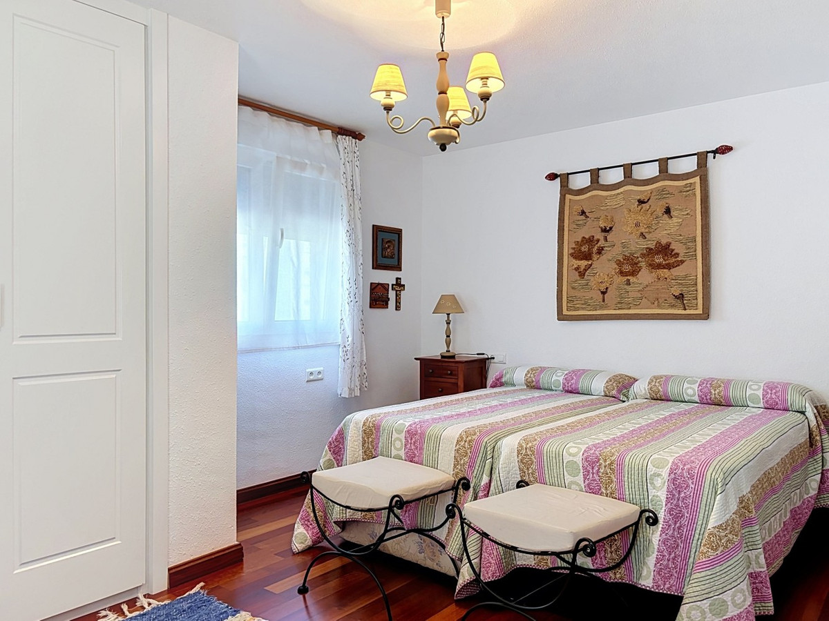 4 Bed Apartment for sale in Málaga Costa Del Sol, Málaga, Spain