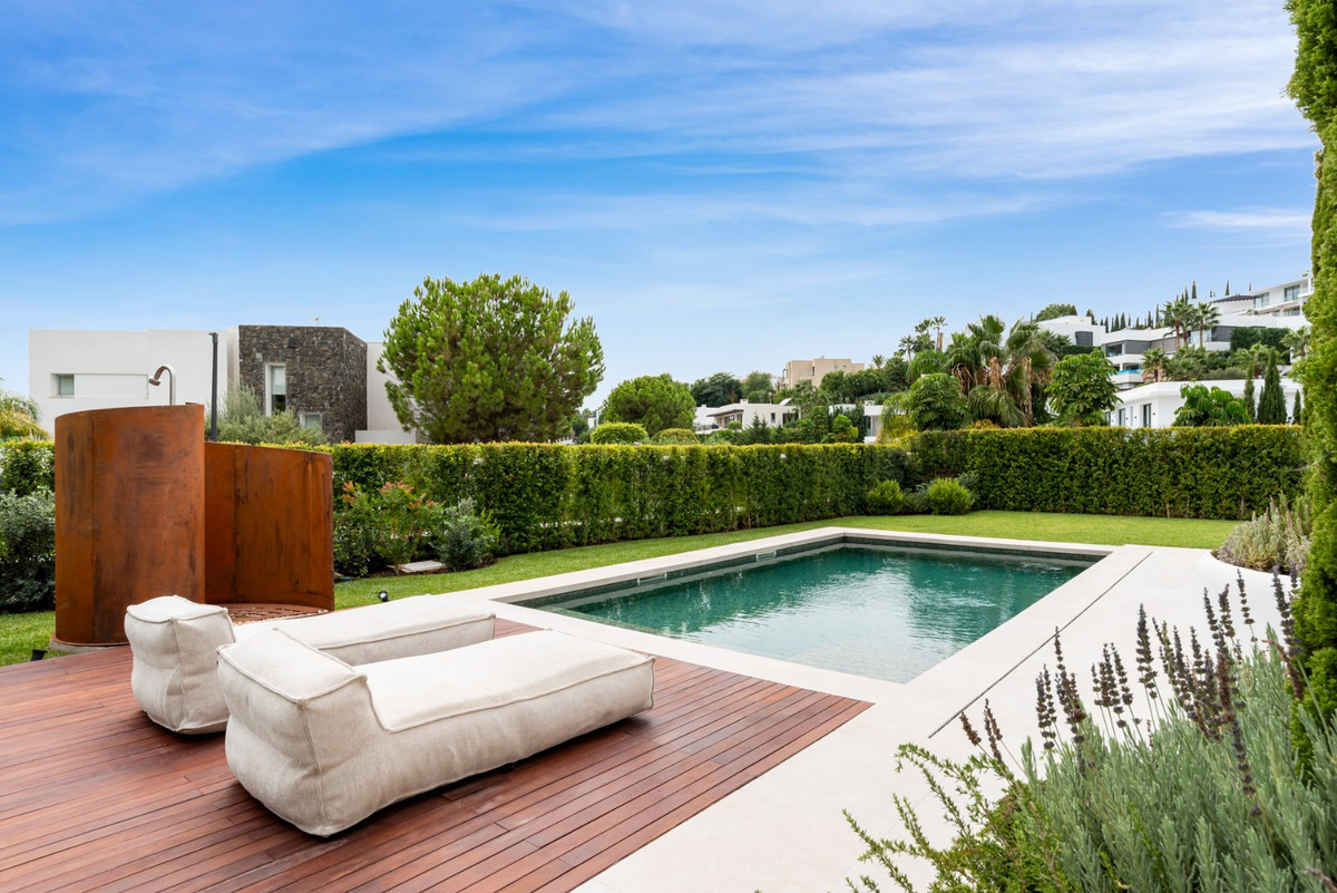 3 Bed Townhouse for sale in Estepona Costa Del Sol, Málaga, Spain