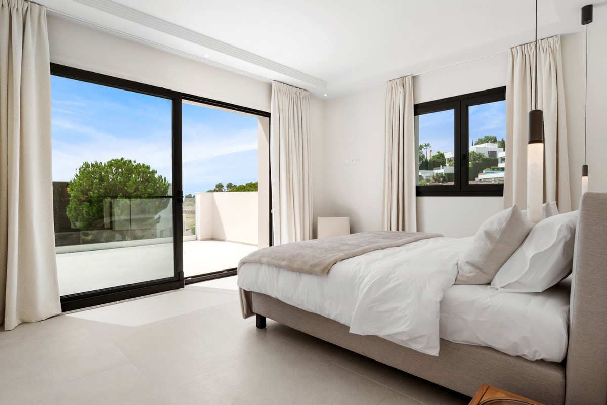 3 Bed Townhouse for sale in Estepona Costa Del Sol, Málaga, Spain