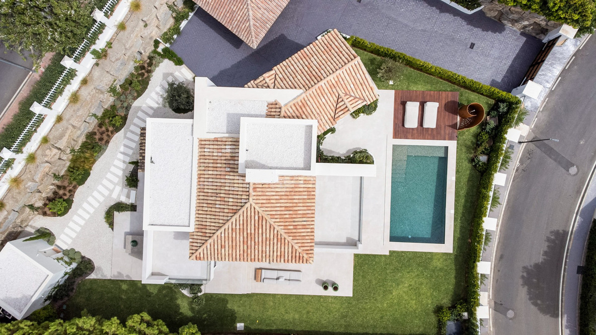 3 Bed Townhouse for sale in Estepona Costa Del Sol, Málaga, Spain